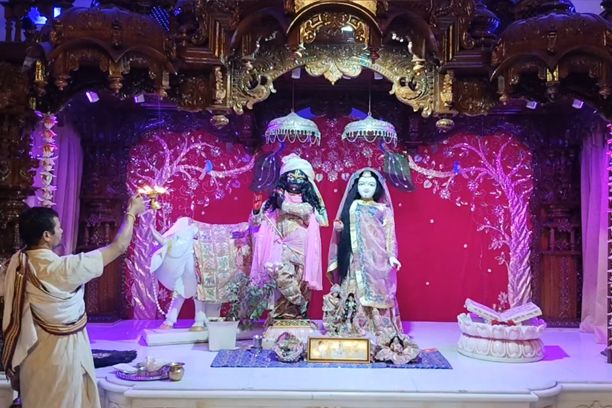 Aarti Seva