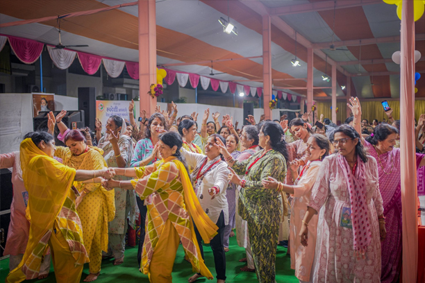 Kirtan & Bhajan Seva