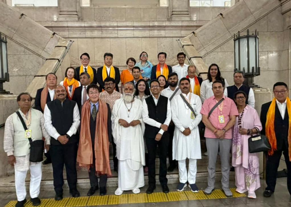 Bhagavad Gita presentation at Osaka Prefectural Assembly
